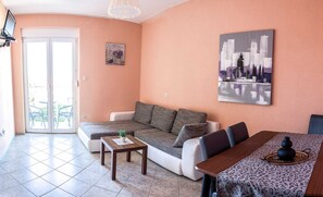 Appartement (Superior One Bedroom Apartment with B) | Salle de séjour