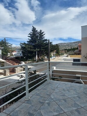 Apartment (Three Bedroom Apartment with Terrace) | Exterior - Apartments Šušnjara (Starigrad)