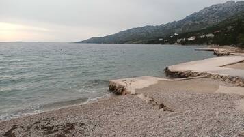 Apartment (Three Bedroom Apartment with Terrace) | Beach