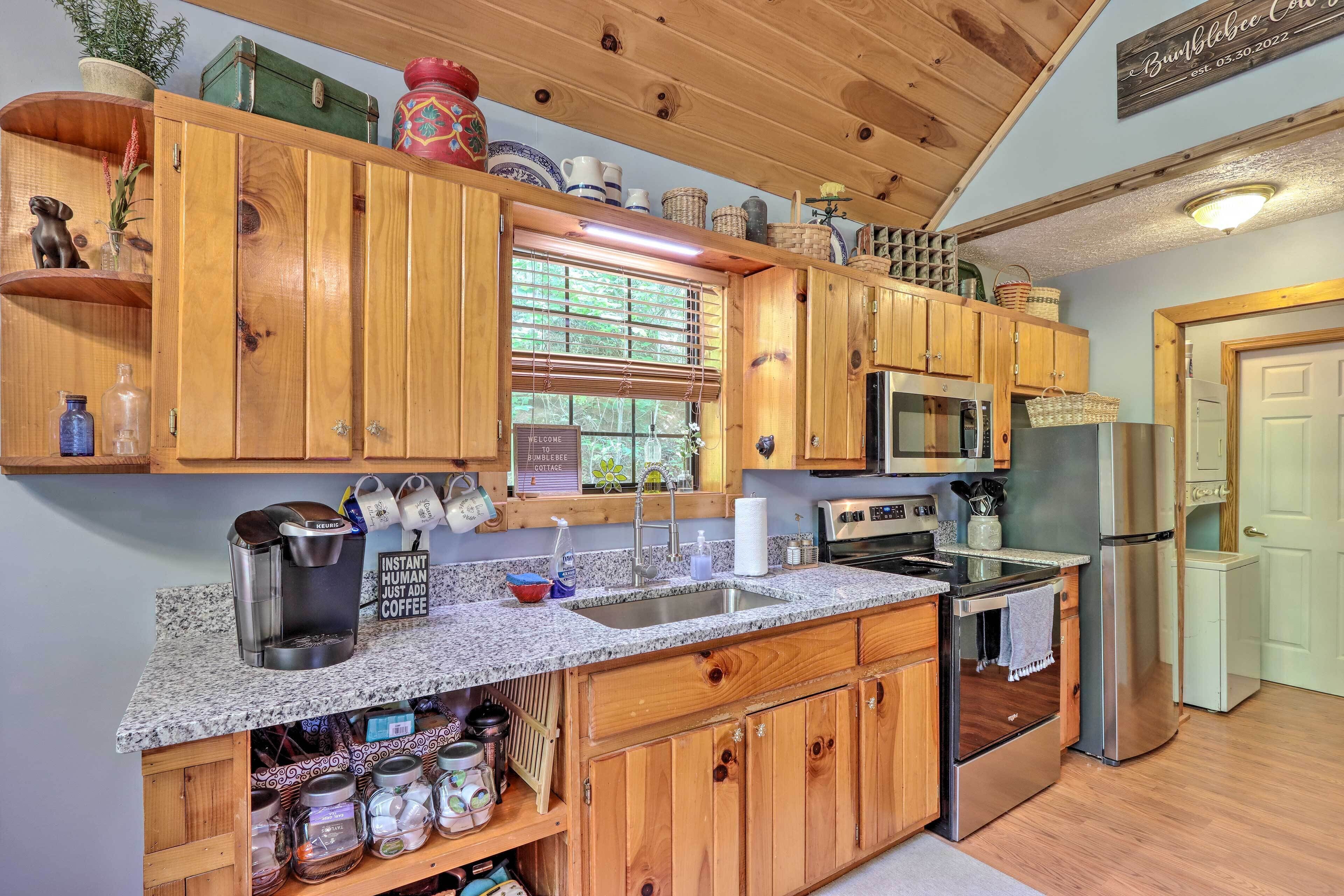 Fridge, microwave, stovetop, coffee/tea maker