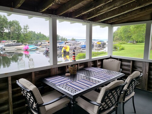 Cozy Cabin on Cobbossee Lake near Lakeside Marina