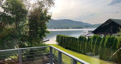 Lake George Lakefront House, Private Beach, Great Location, w/nearby dock rental
