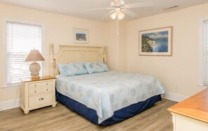 4 bedrooms, iron/ironing board, free WiFi