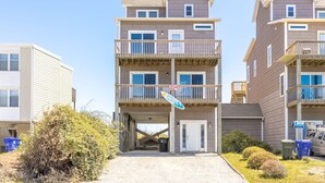 Unclassified image, 4 of 28, button - Borders The Beach  - 5BR Oceanfront Home with Amazing Views! (Surf City)