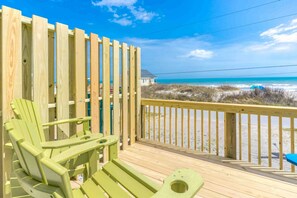 Unclassified image, 4 of 25, button - Beachy Bliss - Cute 3 BR (Half Duplex) on 2nd Row with Great Views! Dog (Surf City)