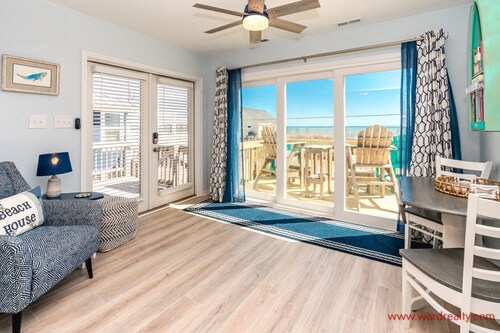 Coastin'Along - Cute 3 BR (Half Duplex) with Great Views! Dog Friendly!
