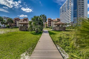 Property grounds - Spacious 2 Bedroom near the Beach (Myrtle Beach)