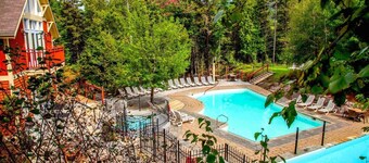 Enchanting condo overlooking Lac du Mont-Tremblant CITQ # 311589