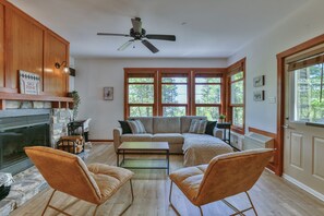Smart TV, fireplace, books
