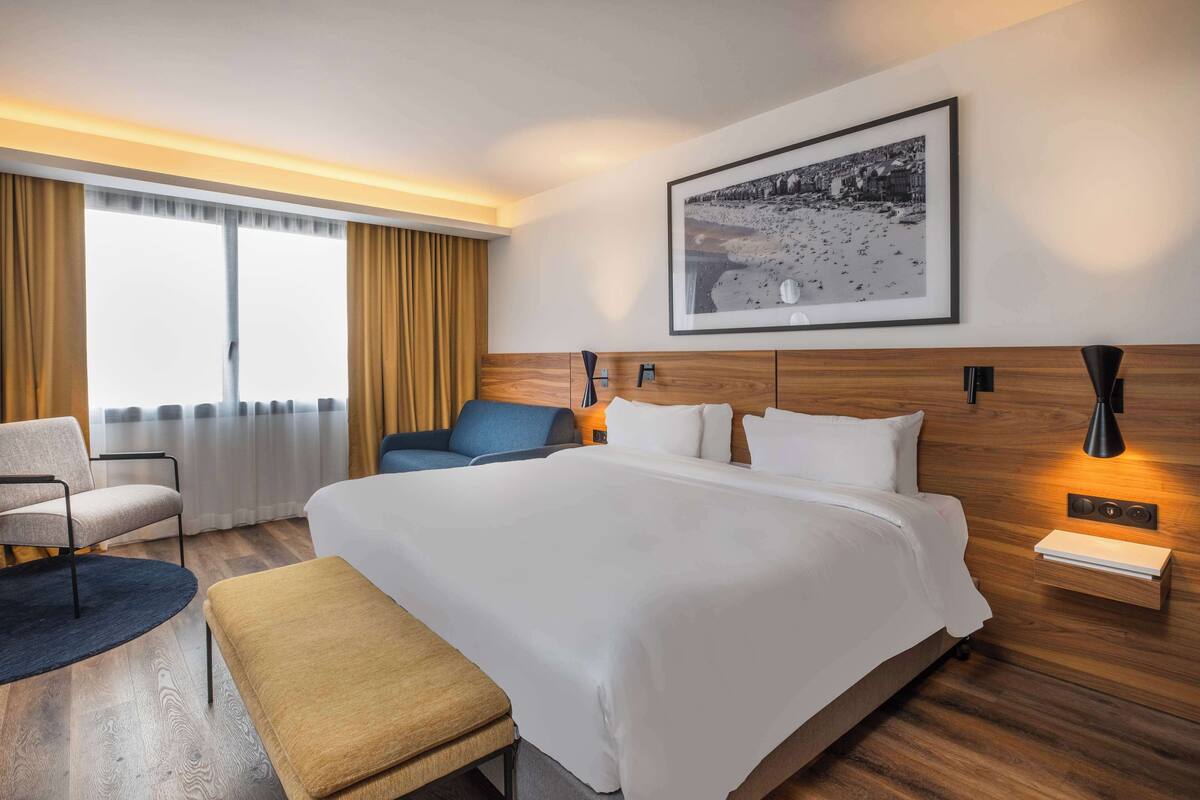 Kamar Standar | 1 kamar tidur, seprai premium, minibar, dan brankas