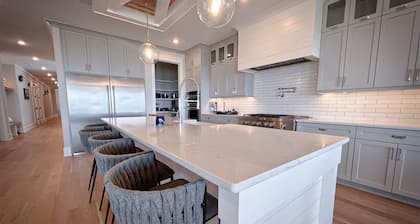 Gallery By The Sea by Sea Scape Properties