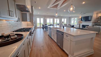 Condo, 6 habitaciones | Cocina privada