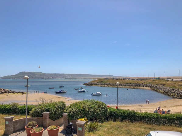 Cottage | Front of property - Beach View House (Weymouth)