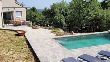Piscine extérieure