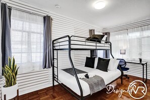 Room - 7 BR Villa with Heated Pool & Gameroom (Hollywood)
