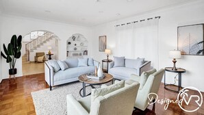 Villa | Living area | 42-inch flat-screen TV with digital channels, TV - 7 BR Villa with Heated Pool & Gameroom (Hollywood)