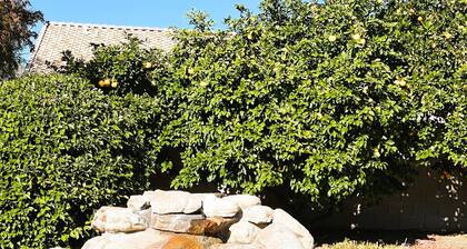 Private Tuscany Oasis With Pool - Perfect For Families, Couples Or Business Travelers 4 Bedroom Home by RedAwning