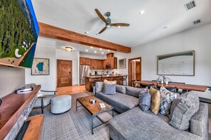 Living area - Luxury 2Br Residence steps from Heavenly Village & Gondola by RedAwning (South Lake Tahoe)