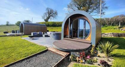 Irfon Timber Frame Pod with Private Hot Tub