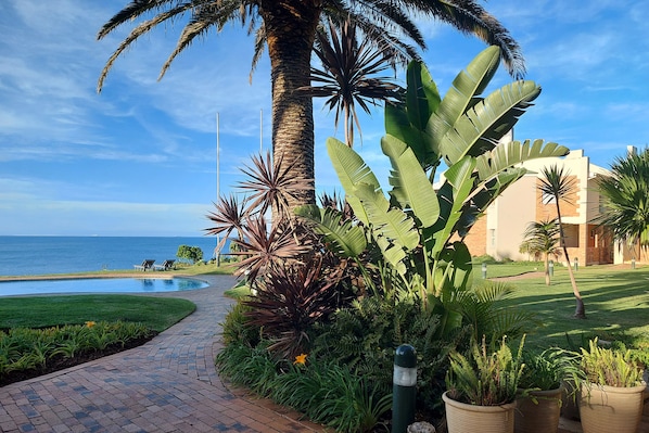 Property grounds - First Group Brookes Hill Suites (Gqeberha (Port Elizabeth))