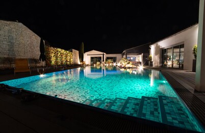 VILLA D'ARCHITECTE 
 A tranquil jewel ideally set in  Sainte-Marie de Ré