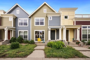 Welcome Home | Front Entryway