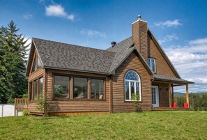 Exterior - Les Montagnards, heated pool, game room, firepit/veranda,easy access to ski (Saint-Côme)