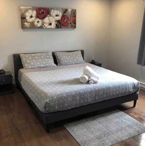3 chambres, bureau, fer et planche à repasser, Wi-Fi gratuit