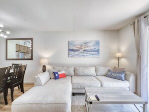 Smart TV, computer monitors