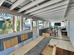 Outdoor dining