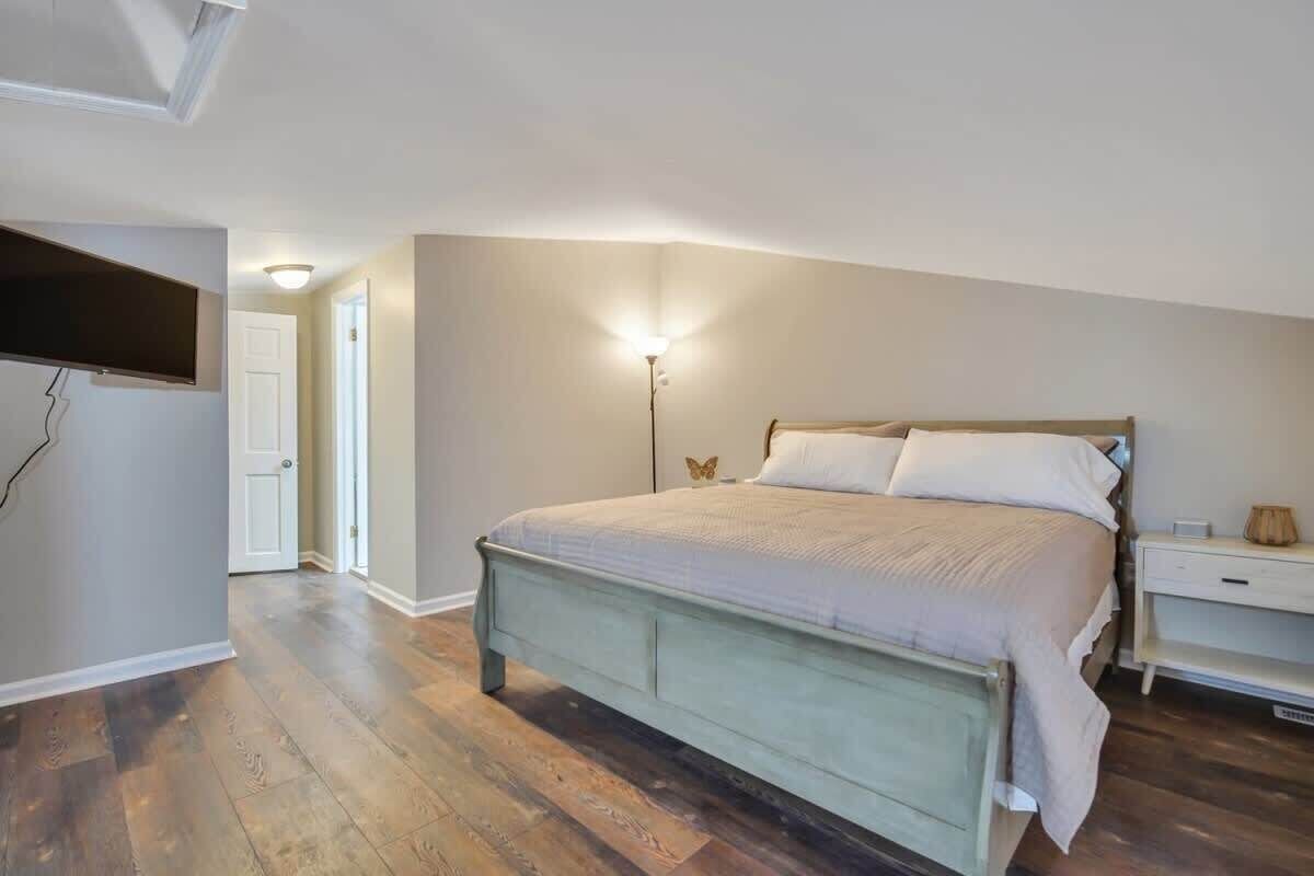 1 bedroom, iron/ironing board, WiFi, bed sheets