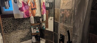 Cozy family suite pets WLKM near Zoo UDC Hillwood