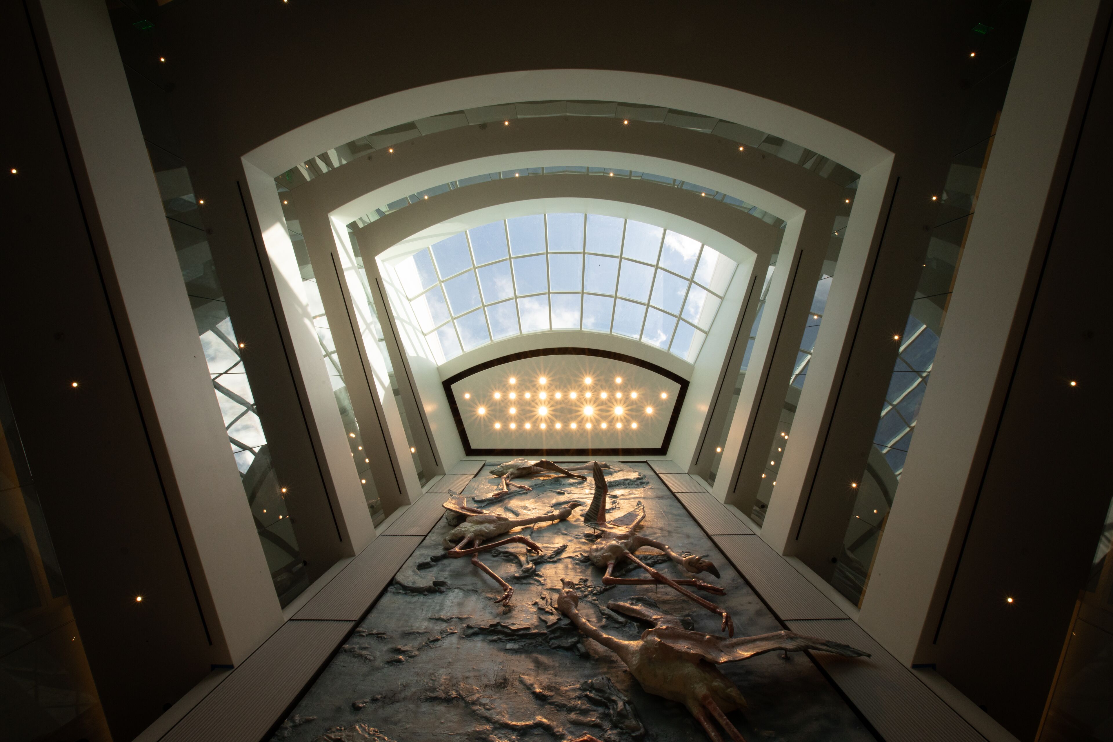 Lobby-lounge