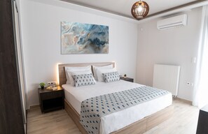 1 bedroom, in-room safe, iron/ironing board, free WiFi