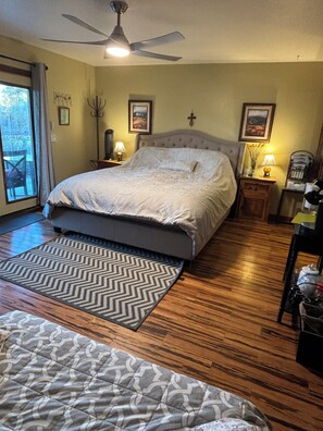 1 habitación, tabla de planchar con plancha, wifi y ropa de cama