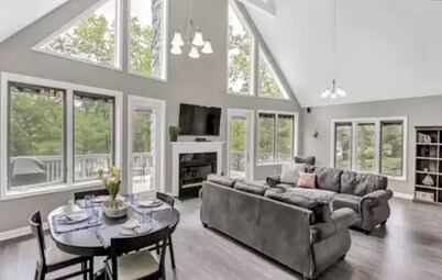 Make Memories at our Spacious 5 Bedroom Lake House right on Lake Murray!