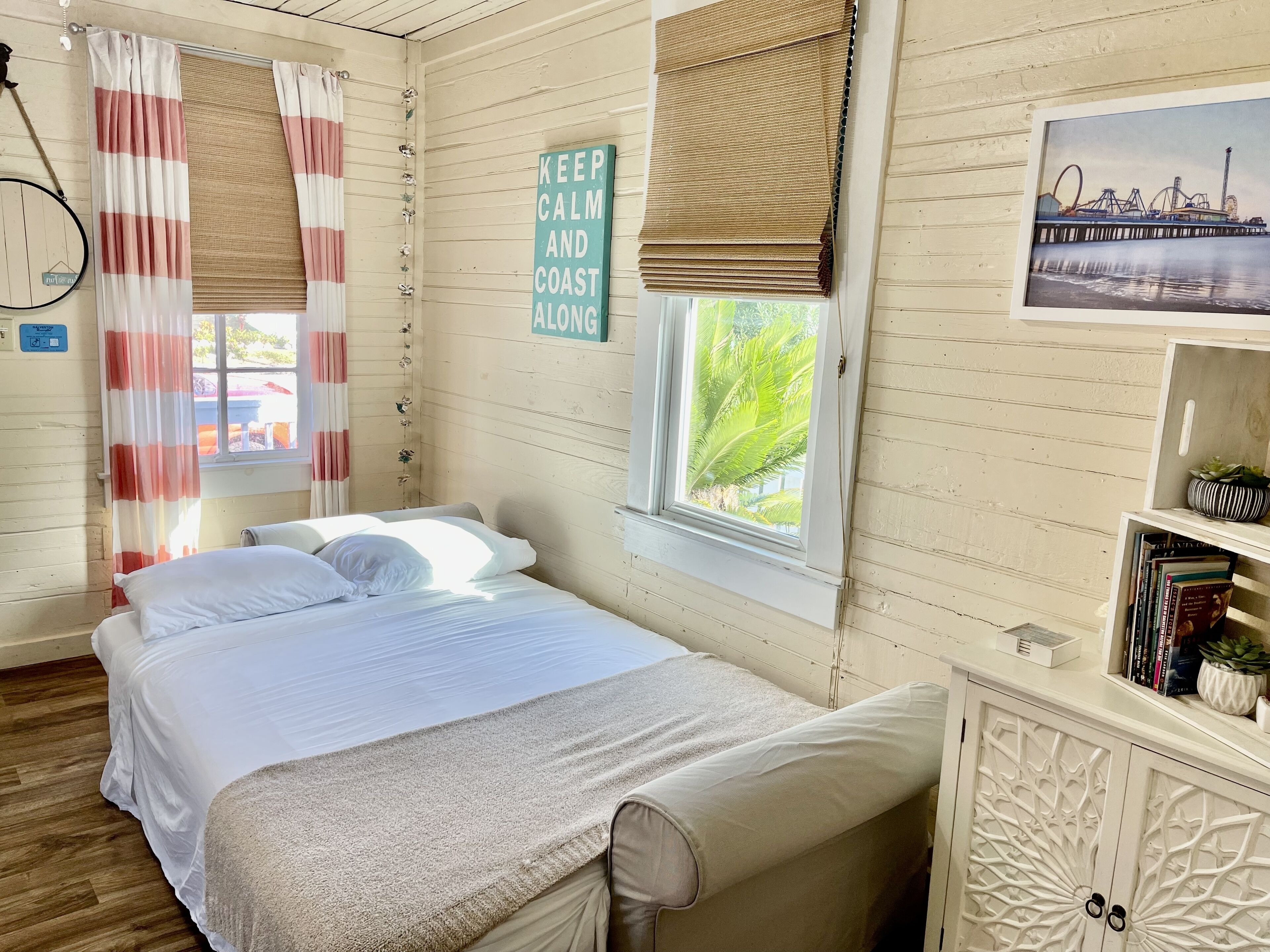 1 室のベッドルーム、アイロン / アイロン台、WiFi (無料)、ベッドシーツ