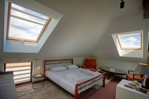 Deluxe Triple Room | Premium bedding, Select Comfort beds, minibar, in-room safe - Magnolia (Tbilisi)