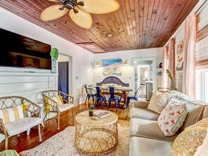 TV - Vibrant and Fun Beach House with Stock Tank Pool (Tybee Island)