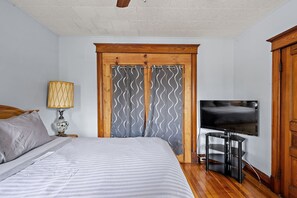 3 makuuhuonetta, silitysrauta/-lauta, vauvan matkasänky, ilmainen Wi-Fi