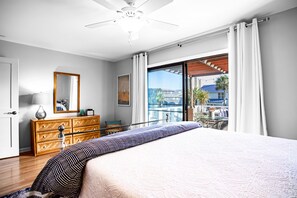 3 sovrum, skrivbord, strykjärn/strykbräda och gratis wi-fi