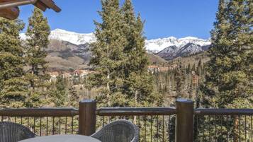 Townhome, 5 Bedrooms | Balcony