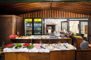 Desayuno completo incluido todos los días