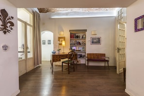 Comfort Apartment | Living area