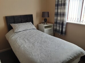 Maison | 3 chambres, fer et planche à repasser, Wi-Fi gratuit, draps fournis