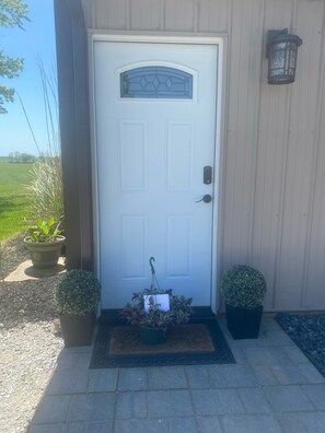 تفاصيل الفندق من الخارج