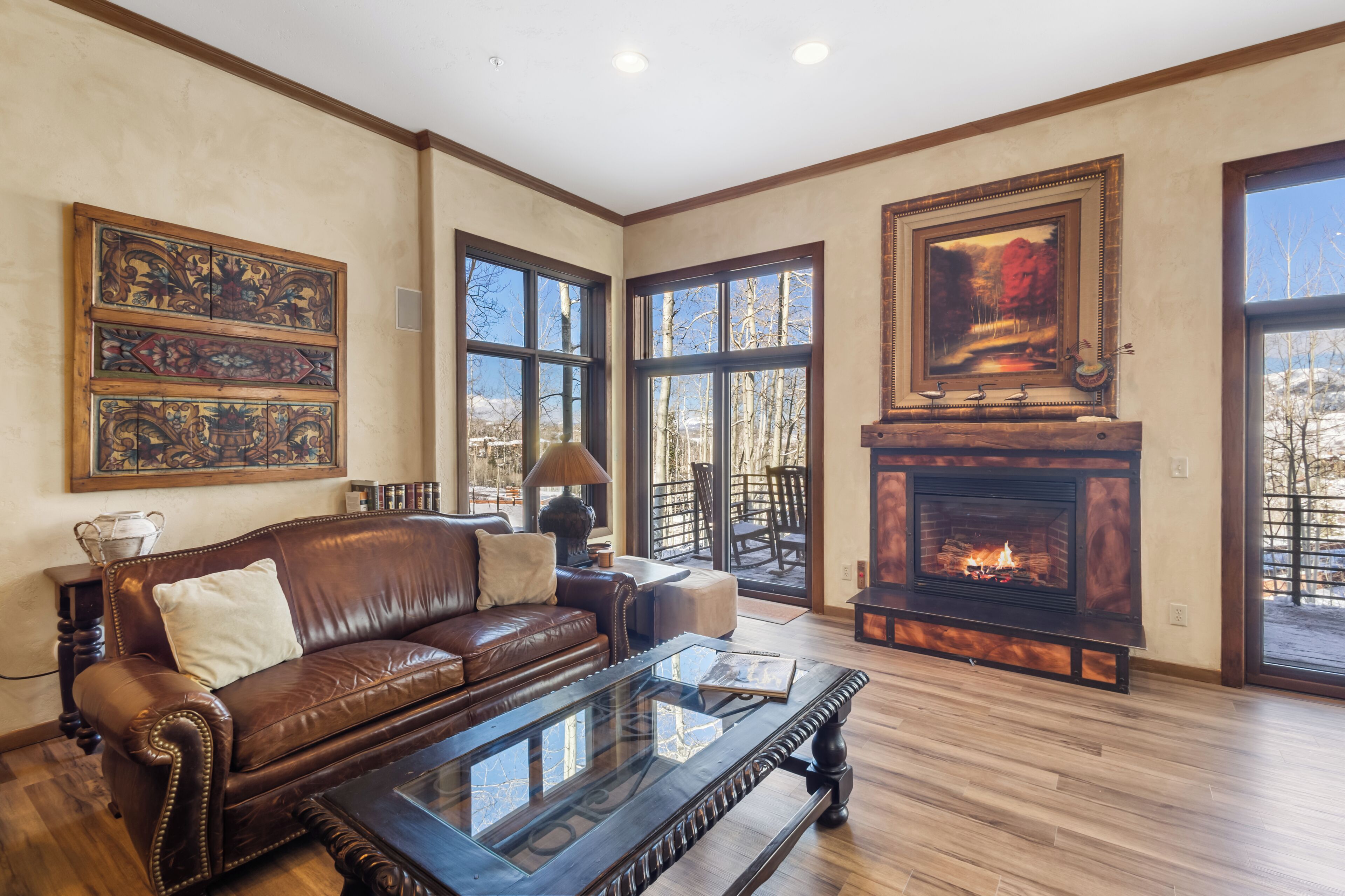 Smart TV, fireplace, printers