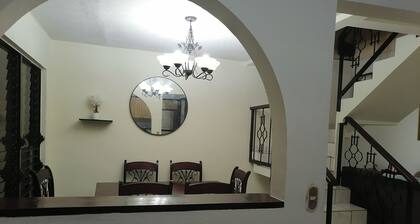 COZY AND FAMILY HOUSE IN RESIDENTIAL WITH PRIVATE SECURITY.