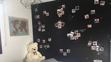 3 bedrooms, desk, free WiFi