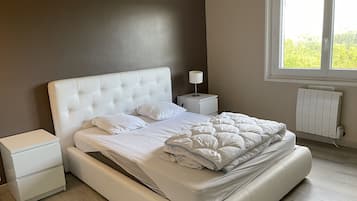 6 chambres, bureau, fer et planche Ă  repasser, Wi-Fi gratuit